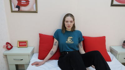 RiaMohr's hot photo – thumbnail