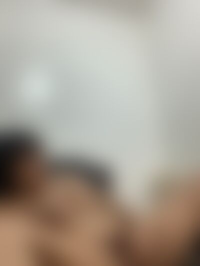9074b311-4802-48fb-8b68-1d0b85d52786's hot photo – thumbnail