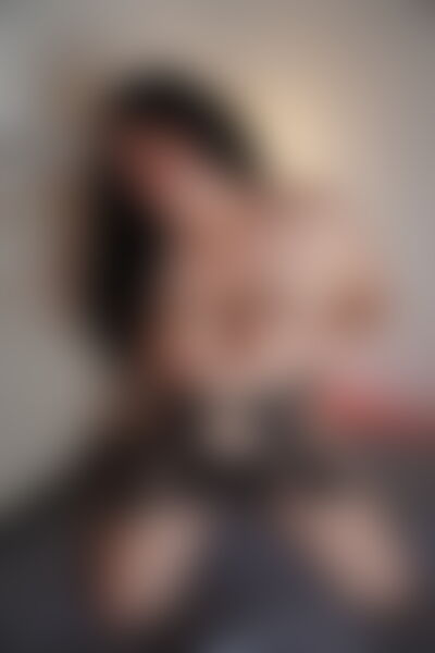c5127ded-f2fc-4dc1-b855-ac07e8ddd81f's hot photo – thumbnail
