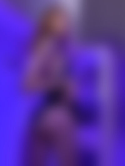 ElayneWood's hot video