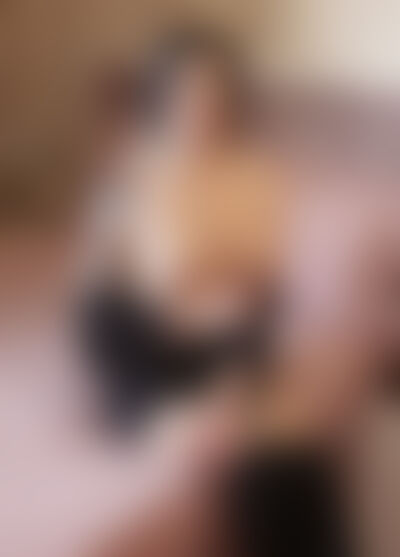 RoseWikky's hot photo – thumbnail